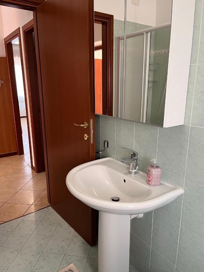 Sebino 11 Peschiera del Garda Exterior foto