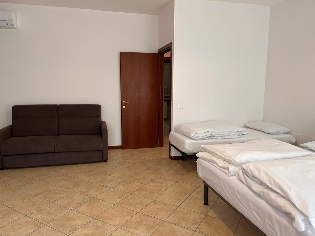 Sebino 11 Peschiera del Garda Exterior foto